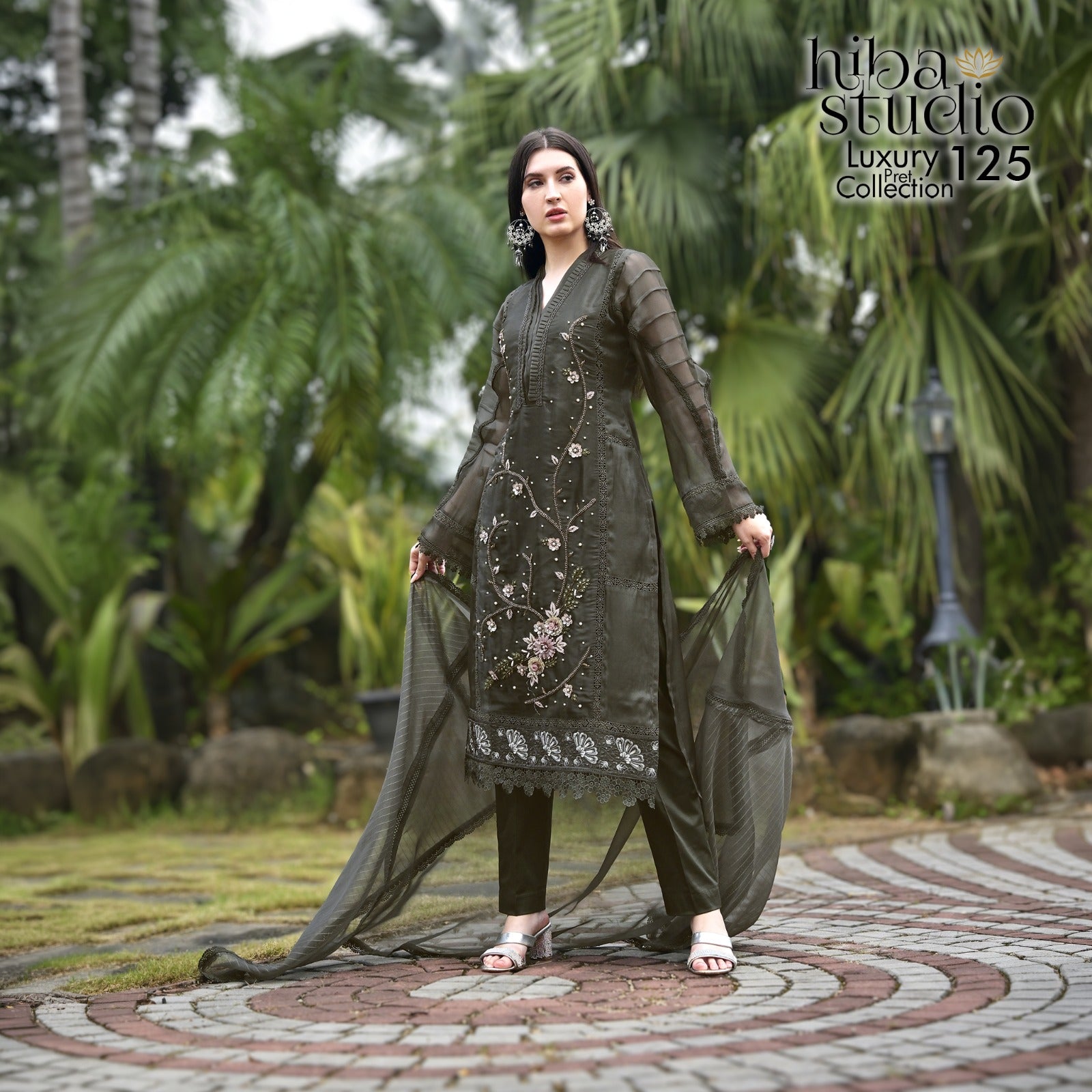 LUXURY PRET COLLECTION - 125
