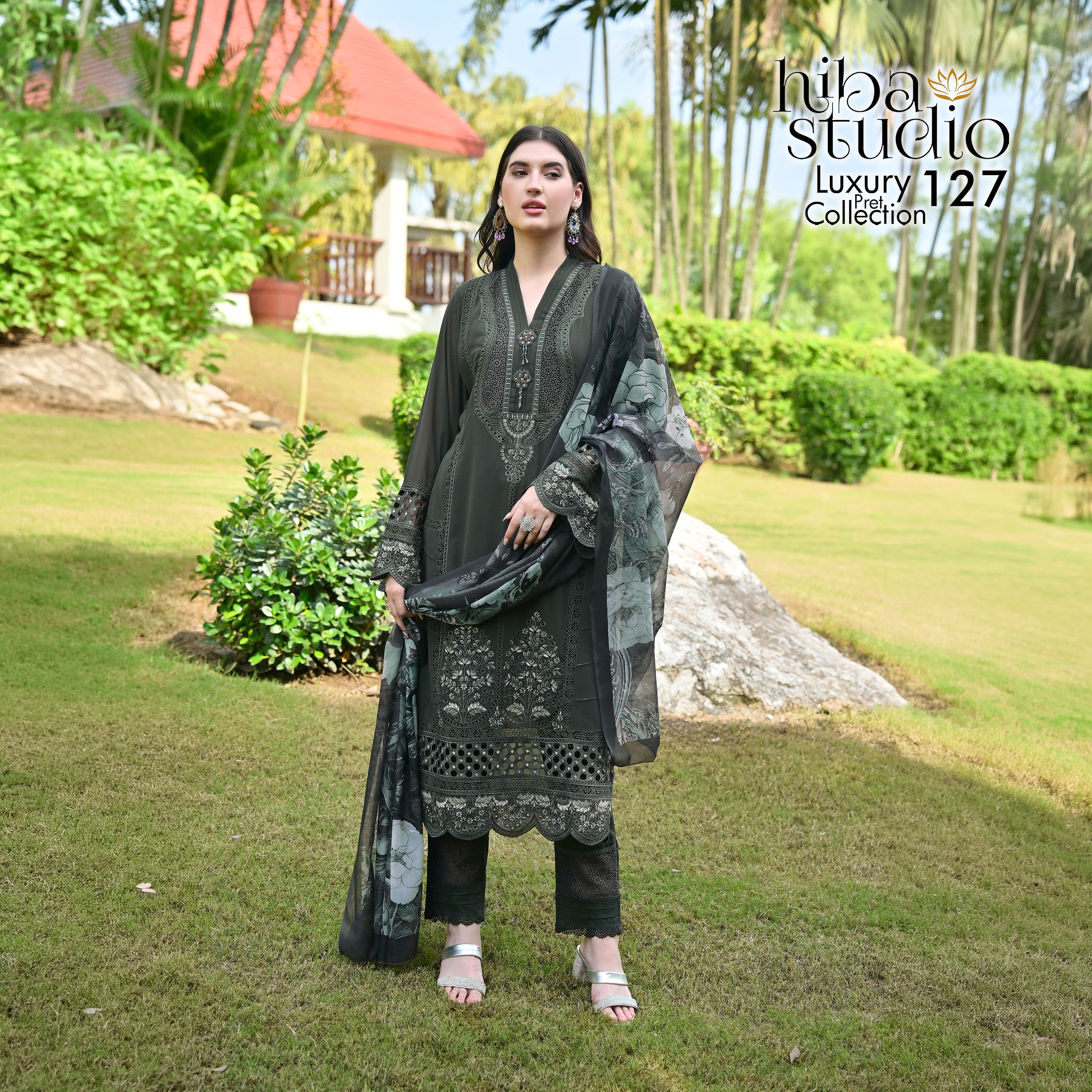 Luxury Pret Collection - 127