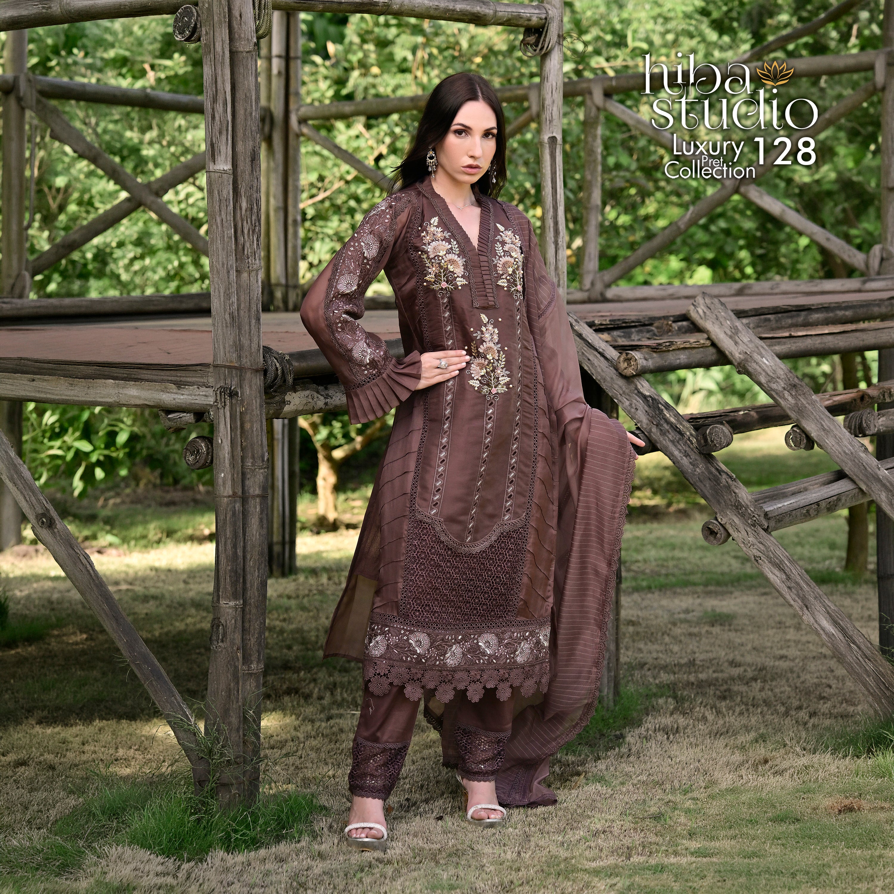 Luxury Pret Collection - 128