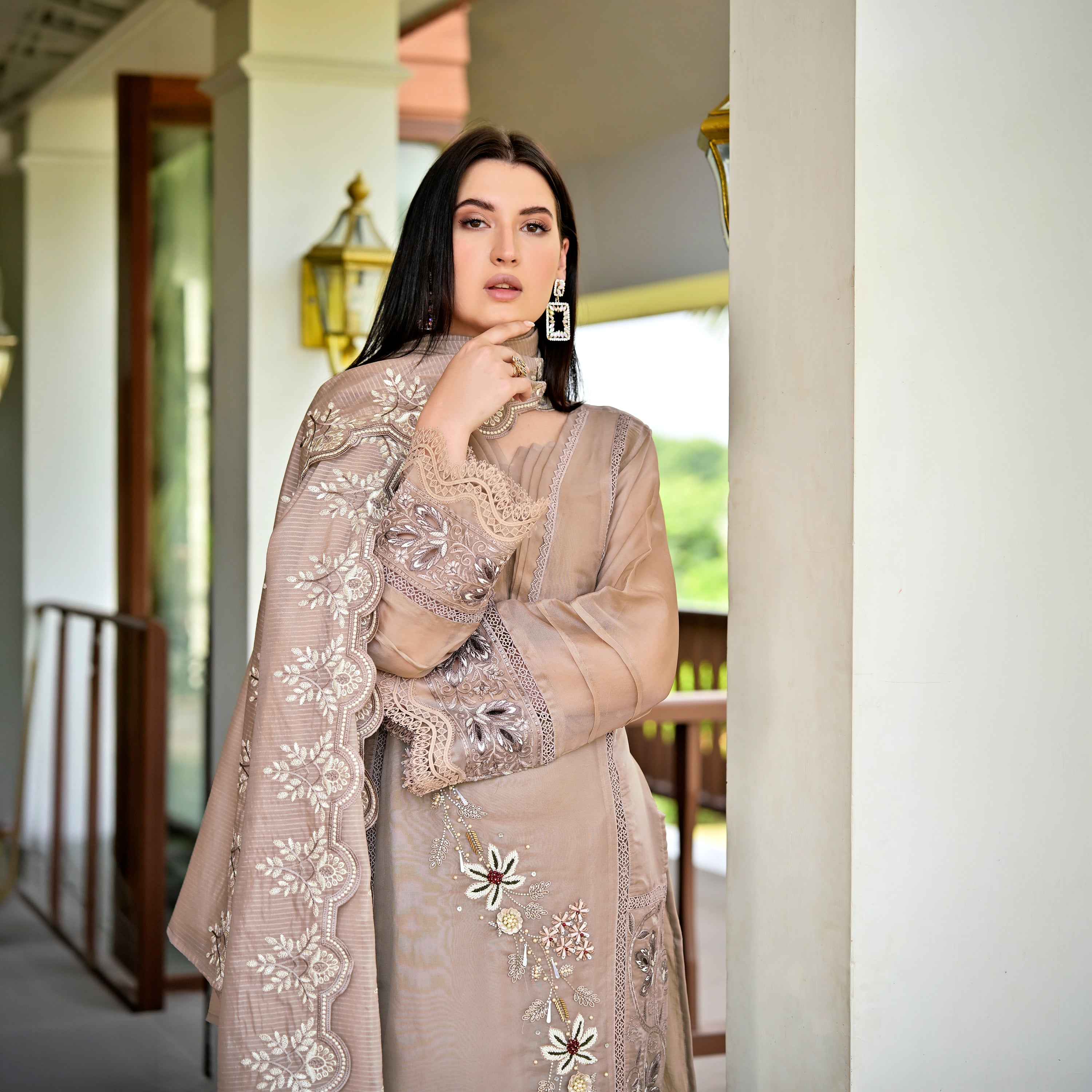 Timeless Allure (LPC-134)