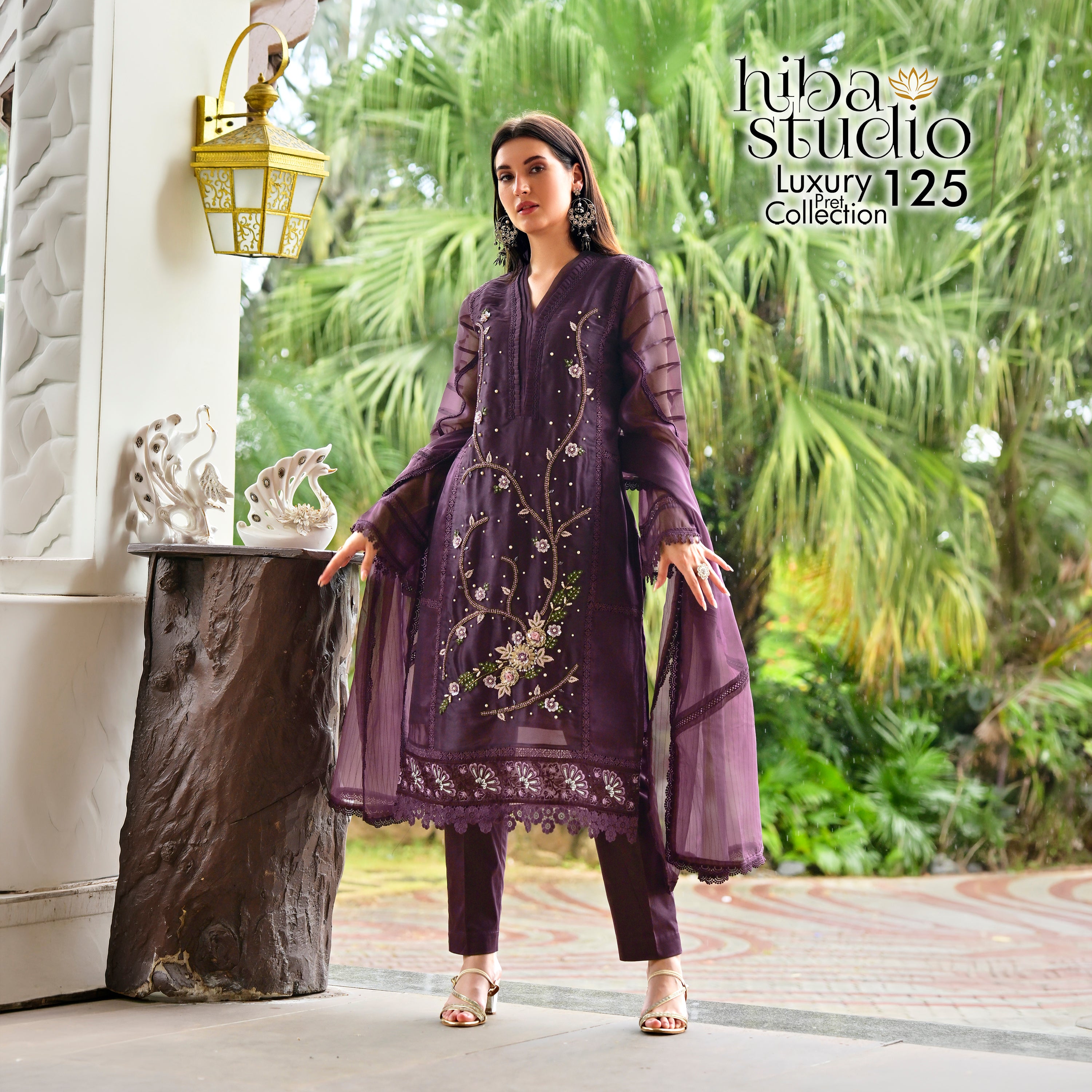 Luxury Pret Collection - 125